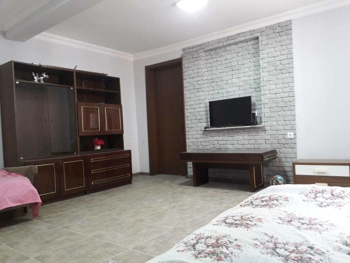 Zaza Guest House Kobuleti Exteriör bild