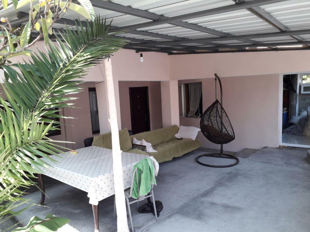 Zaza Guest House Kobuleti Exteriör bild